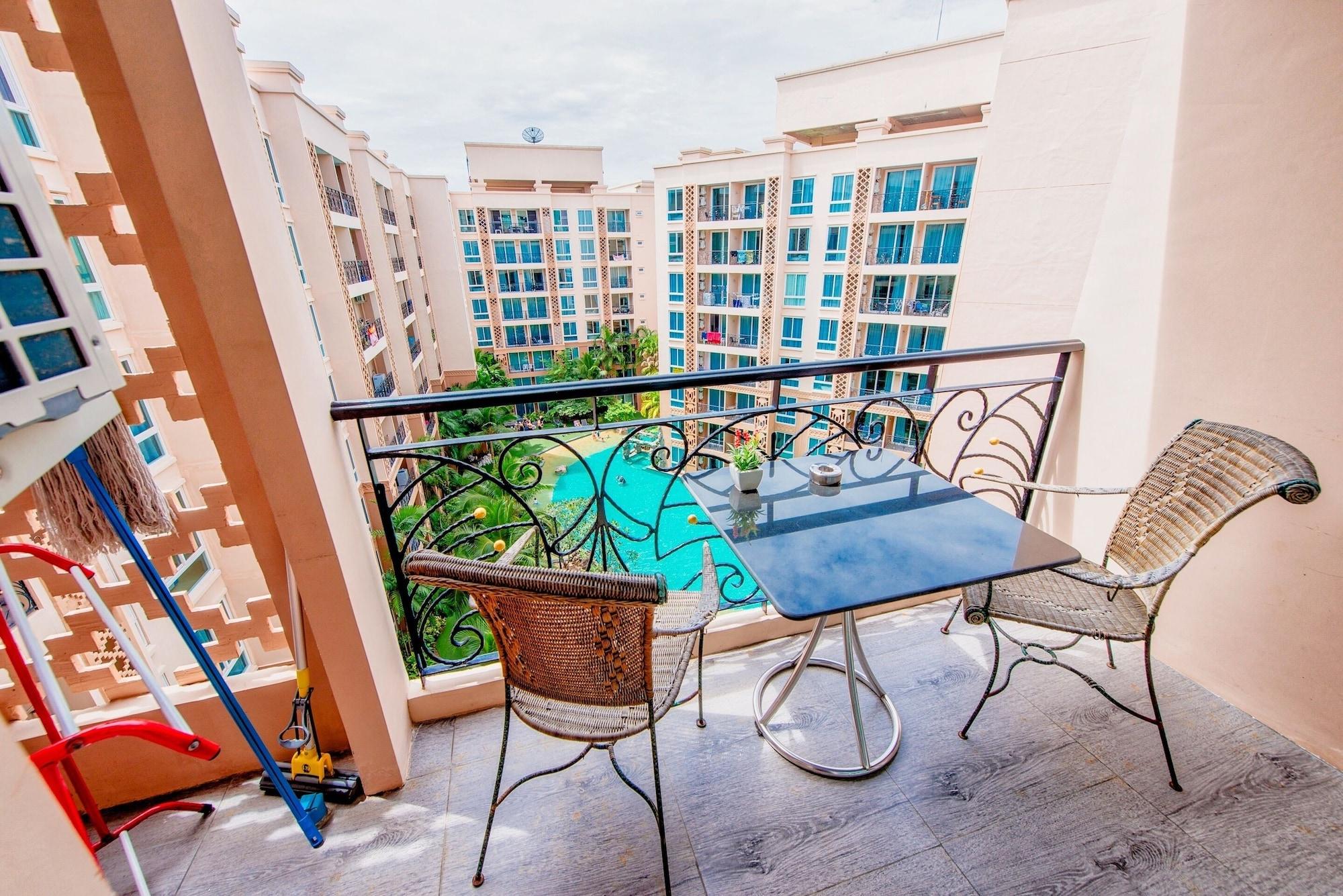 Atlantis Condo Resort Jomtien Beach Esterno foto