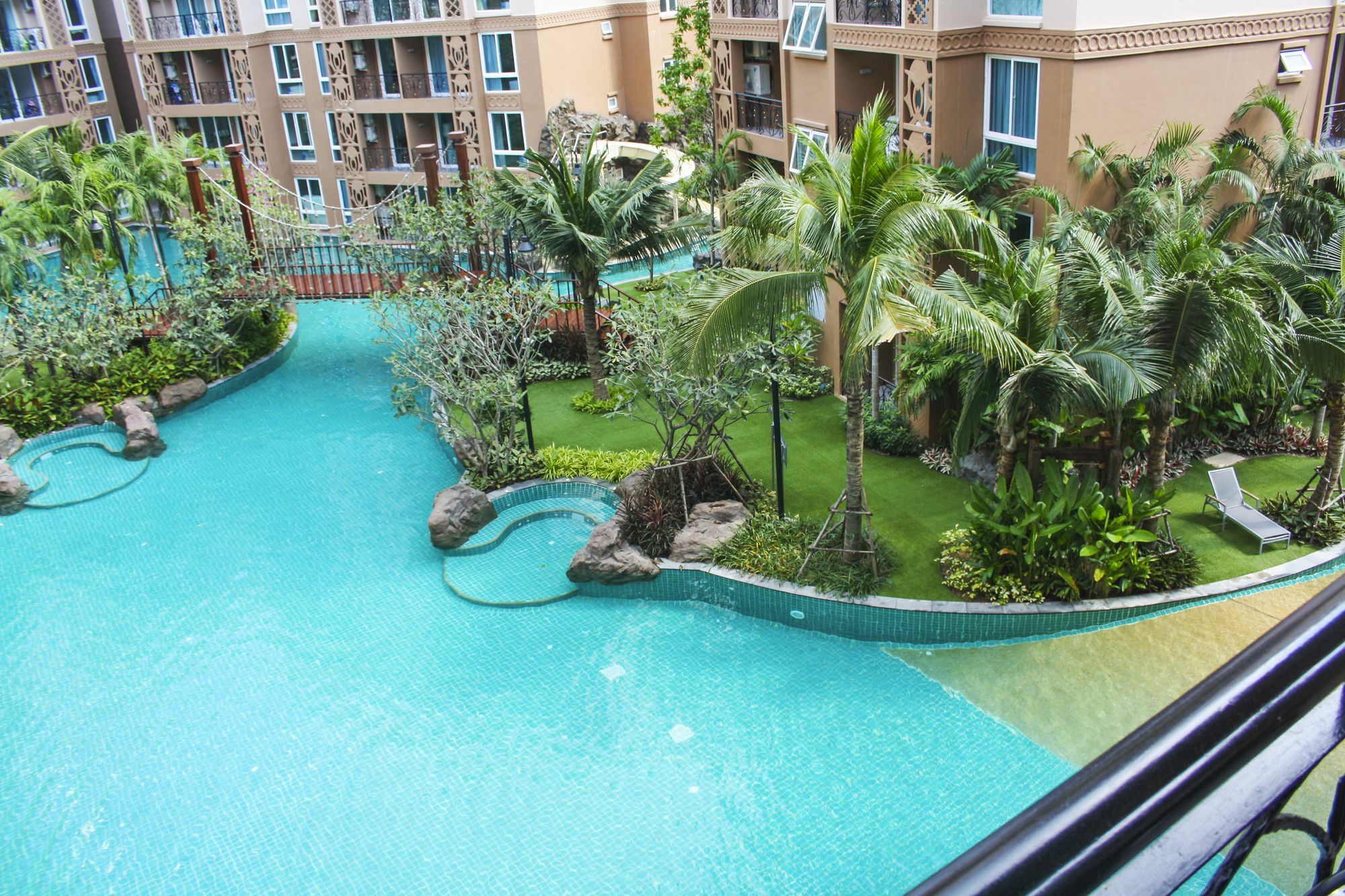 Atlantis Condo Resort Jomtien Beach Esterno foto